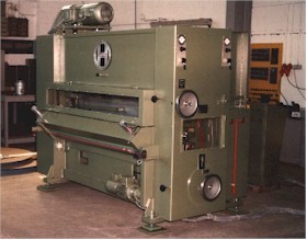 Nadelmaschine Baureihe 24